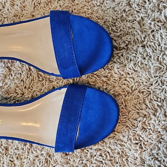 Dream Pairs Faux Suede Blue Wedge NEW! - Picture 6 of 6